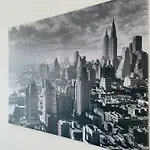 Penthouse - Zentral Und Genial